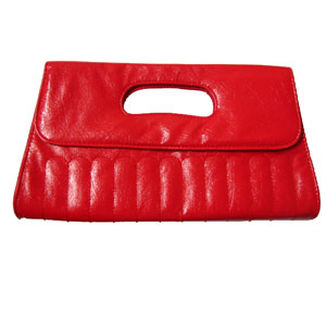 レッドクラッチバッグ