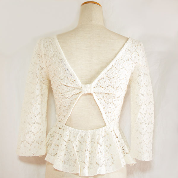 レースペプラムトップス