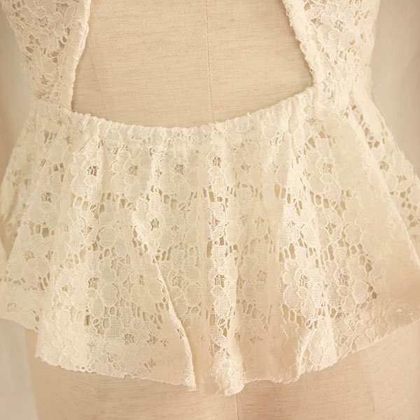 レースペプラムトップス