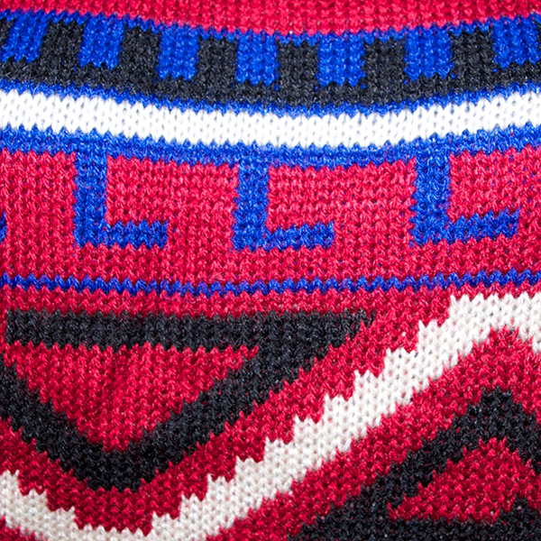 エスニック柄セーター