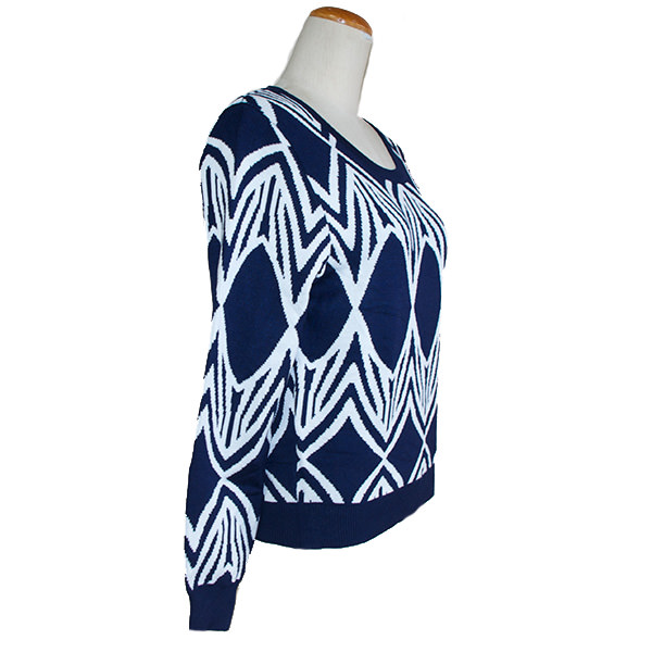 エスニック柄ニットトップス