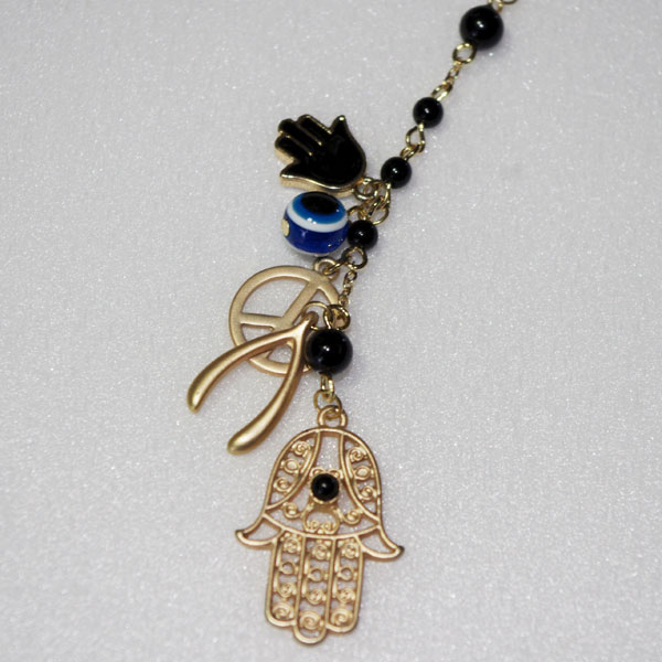 チャームネックレス