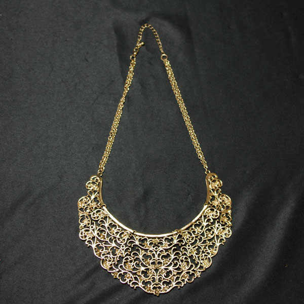 アンティークゴールドネックレス