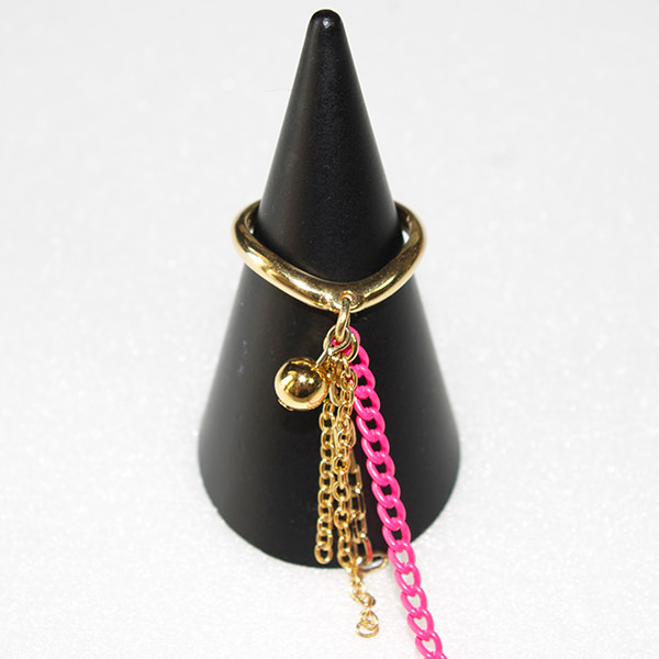 ピンクリングブレスレット