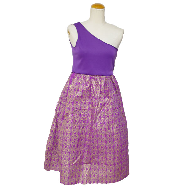 ワンショルダーワンピース