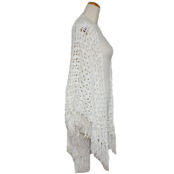 ニットポンチョ