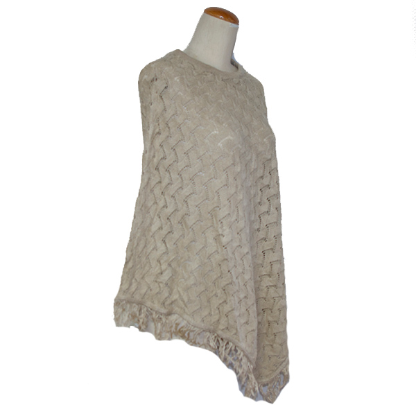 ベージュニットポンチョ