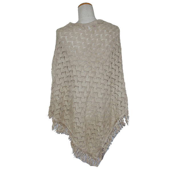 ベージュニットポンチョ