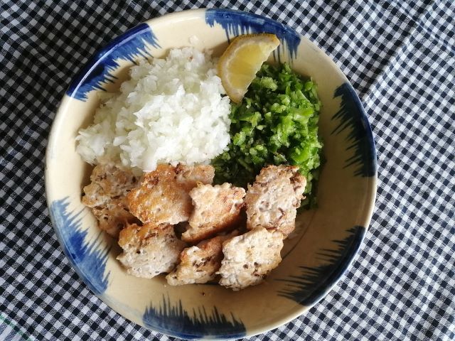 ぽいぽいつくねとしゃきしゃき野菜のまぜごはん