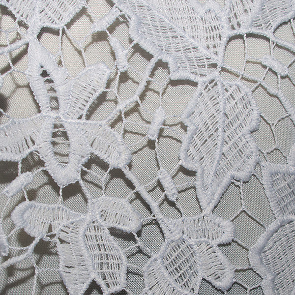 レーススカート