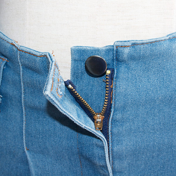 デニムタイトスカート